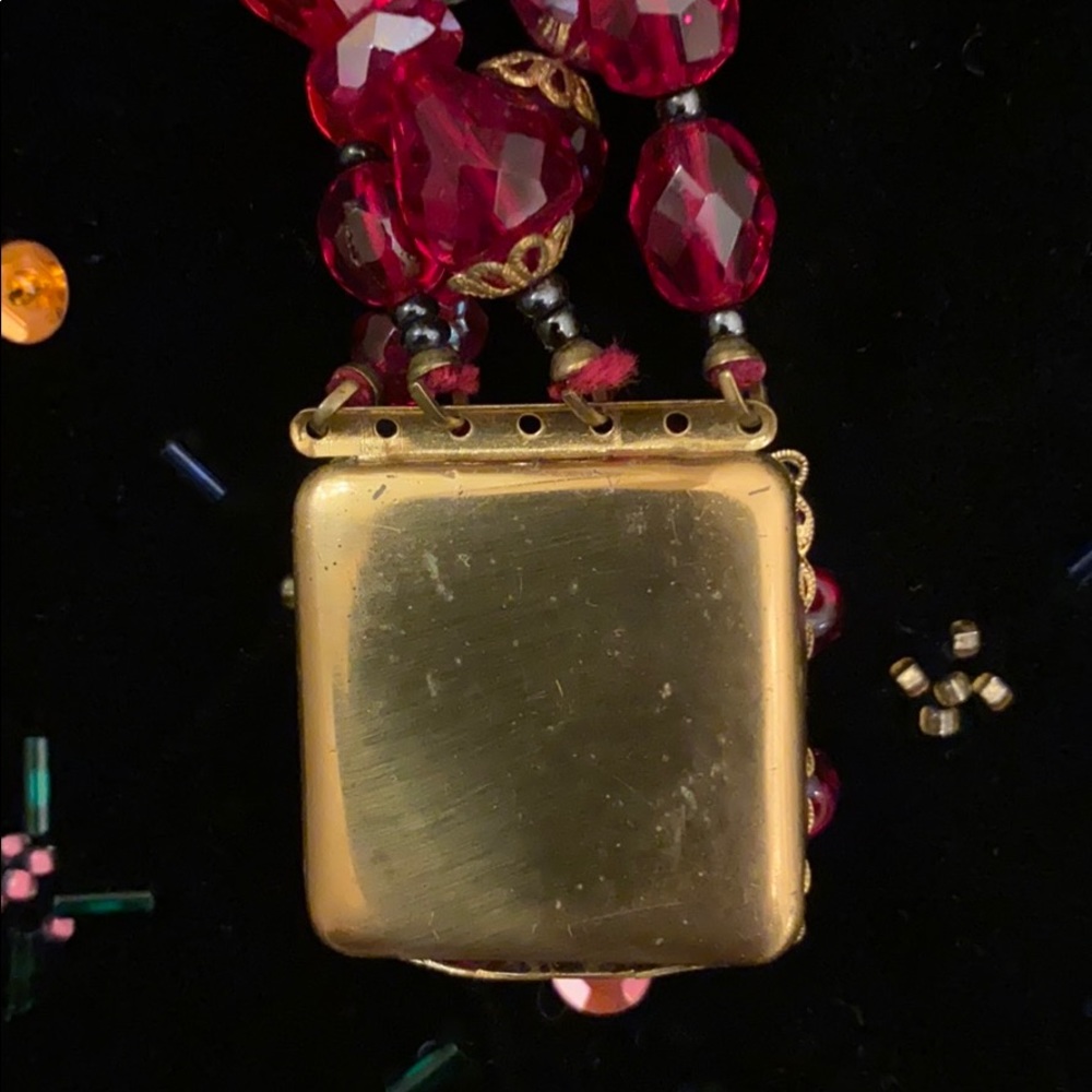 Red & cranberry/gray crystal/beads Aurora Borealis art glass bracelet - Picture 3 of 6